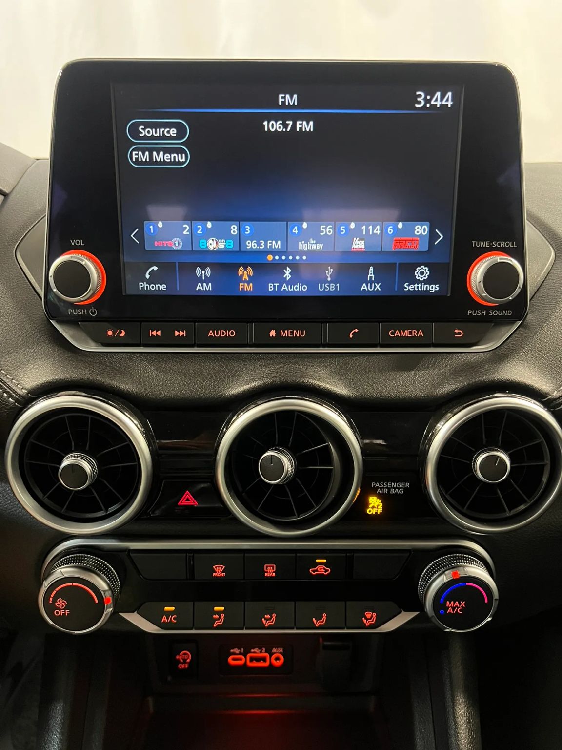 2024 Nissan Sentra SV - Photo 15