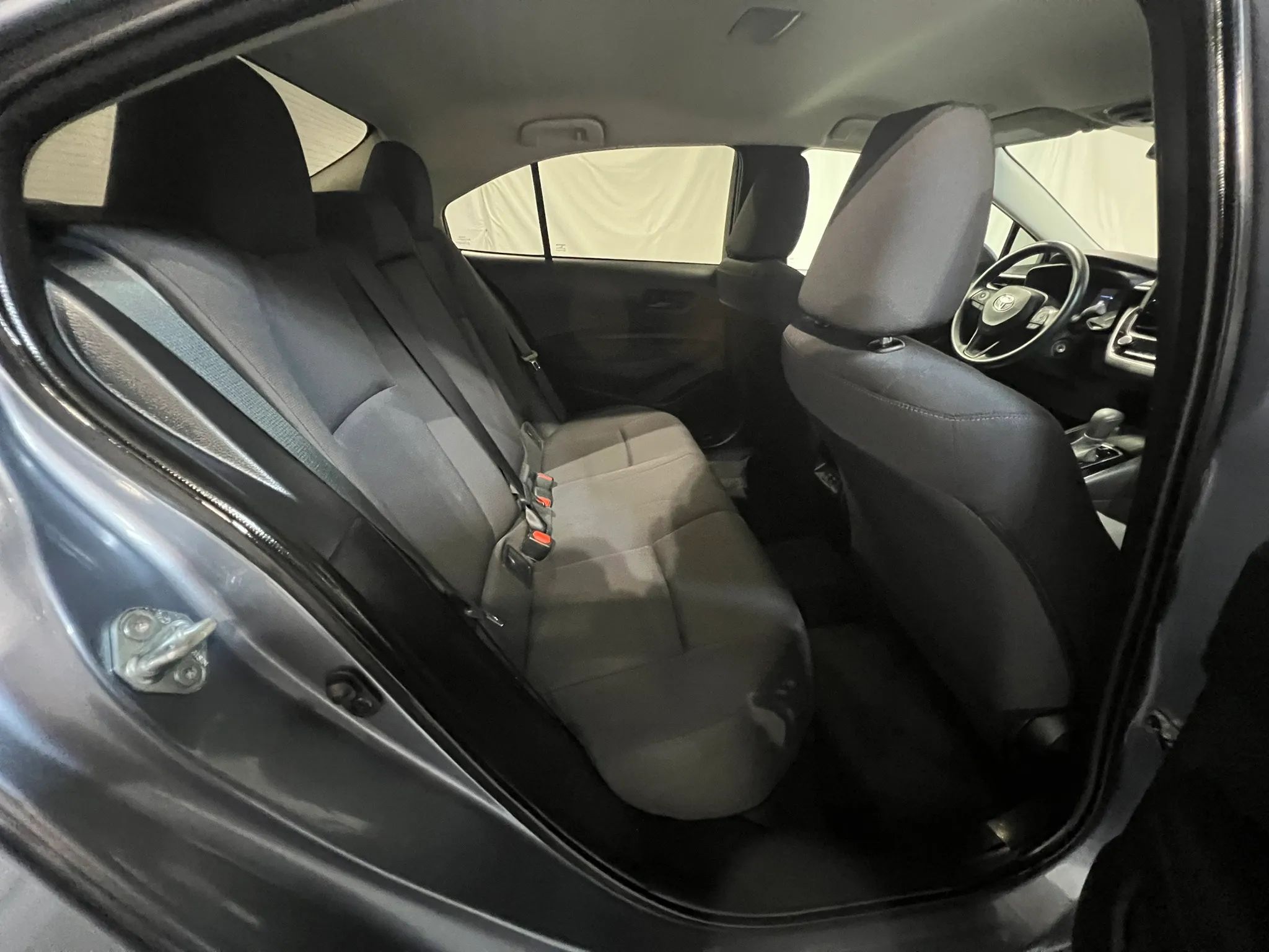 2025 Toyota Corolla LE - Photo 23