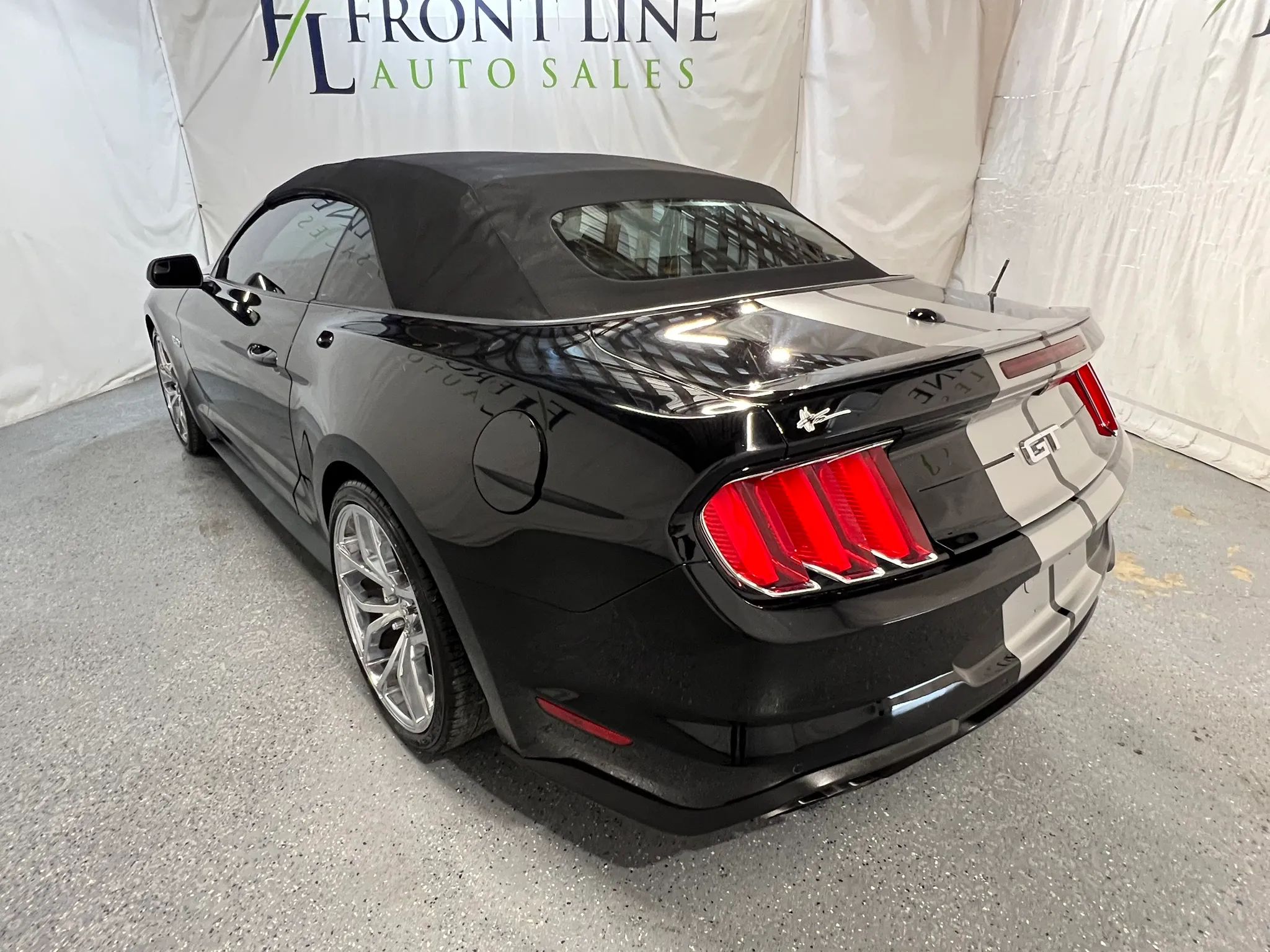 2018 Ford Mustang GT Premium - Photo 6