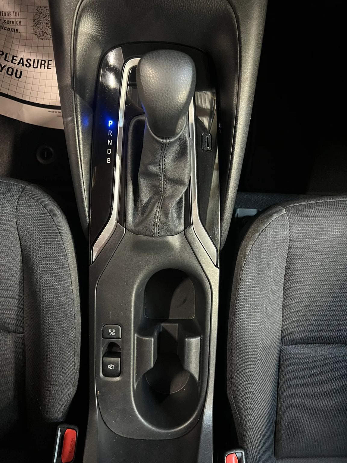 2025 Toyota Corolla LE - Photo 17