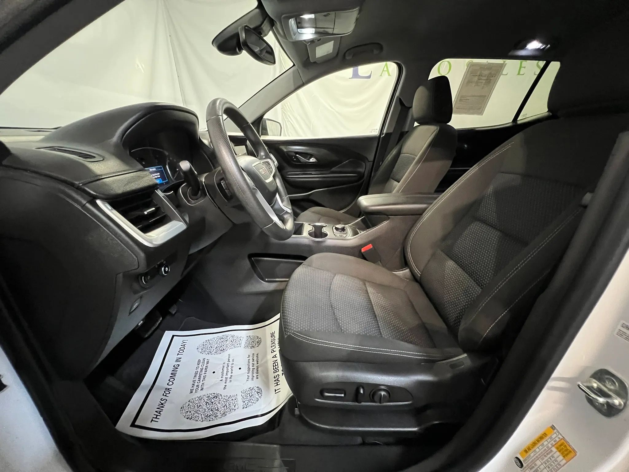 2023 GMC Terrain SLE - Photo 12