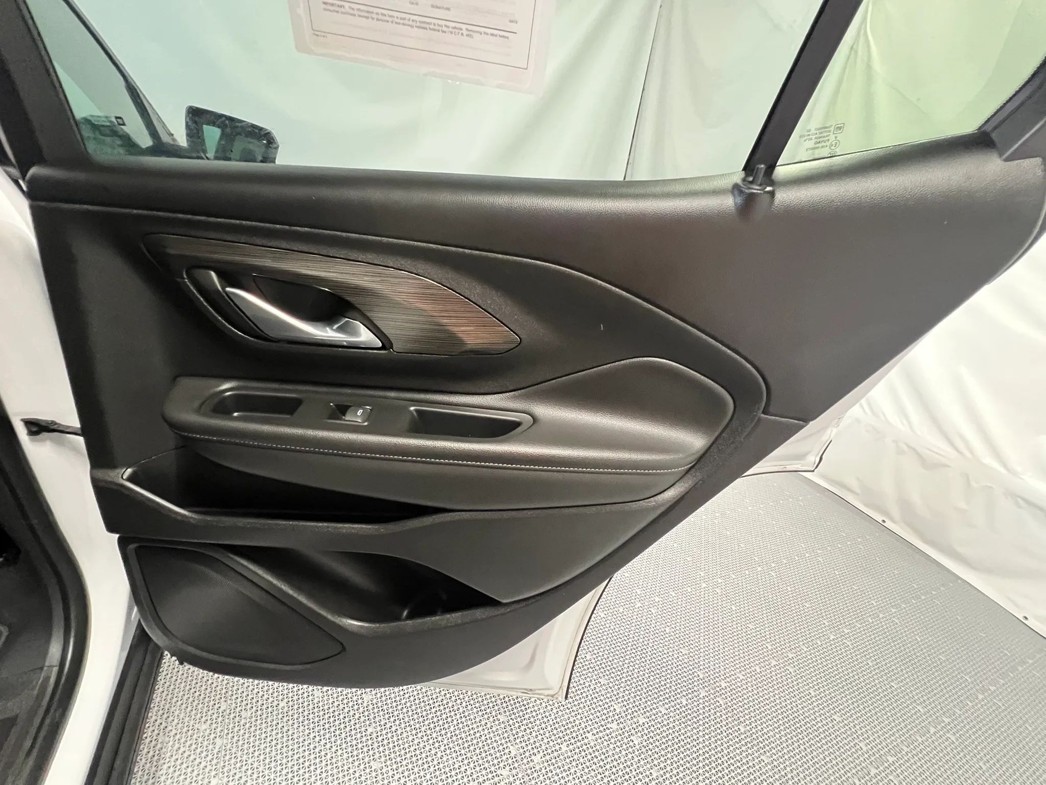 2023 GMC Terrain SLE - Photo 23