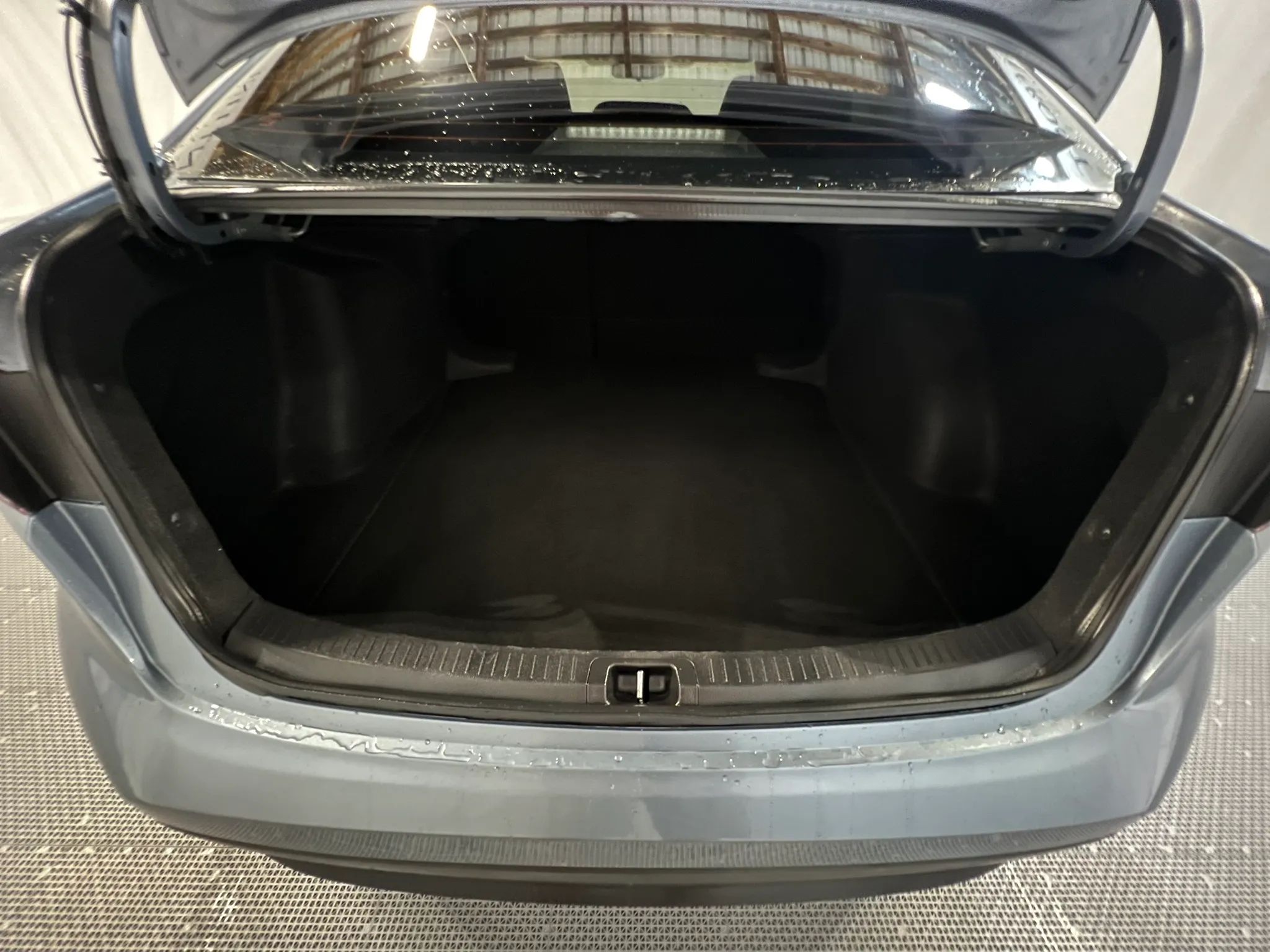 2025 Toyota Corolla LE - Photo 25