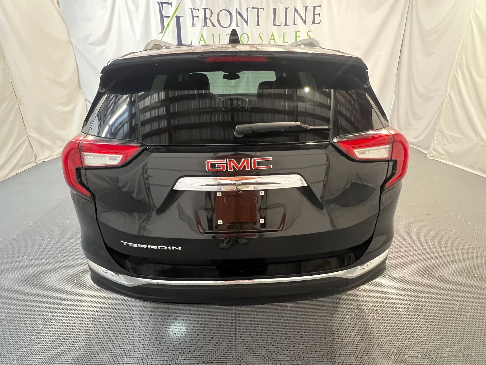 2023 GMC Terrain SLT - Photo 6