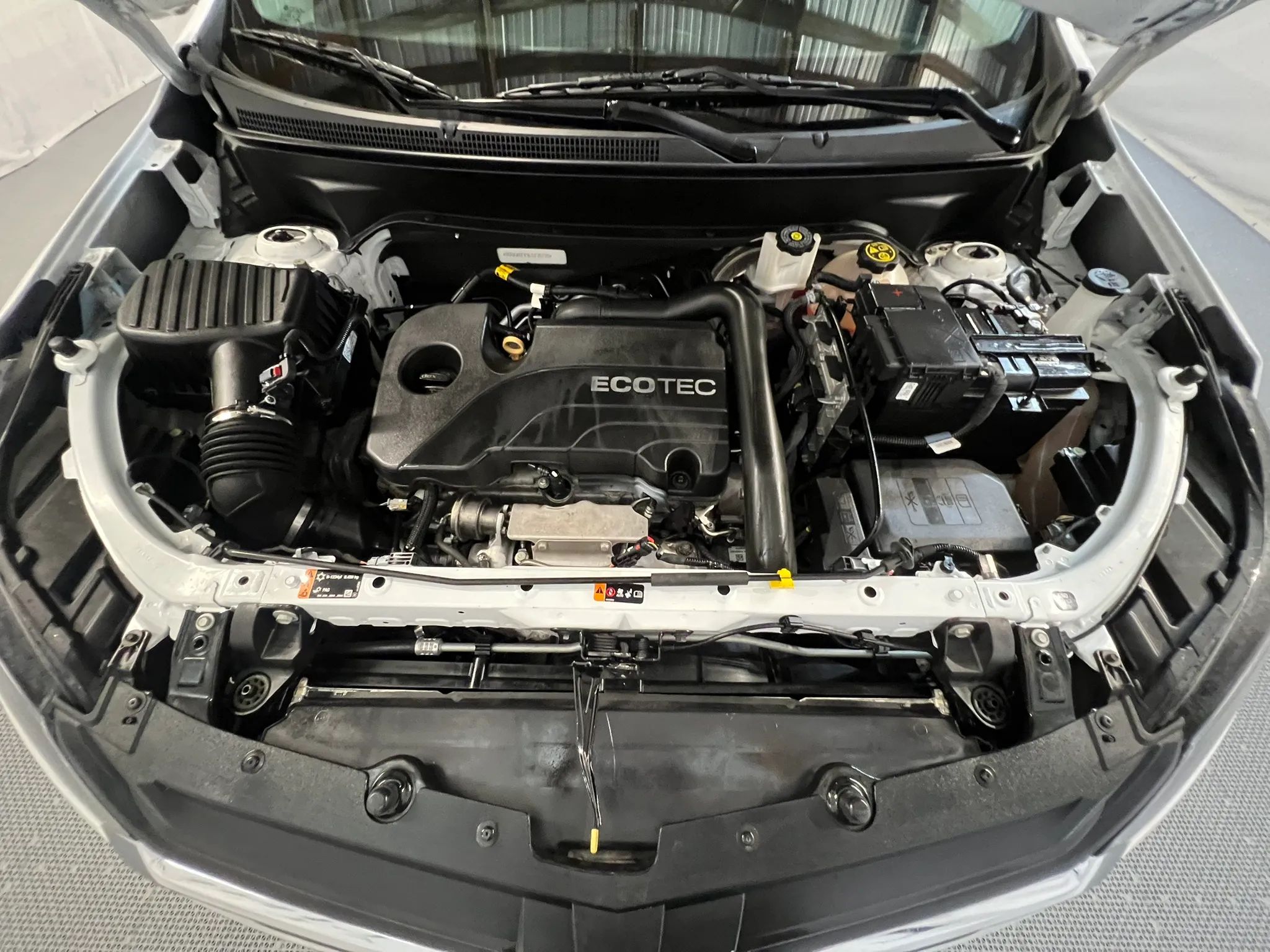 2020 Chevrolet Equinox LT - Photo 10