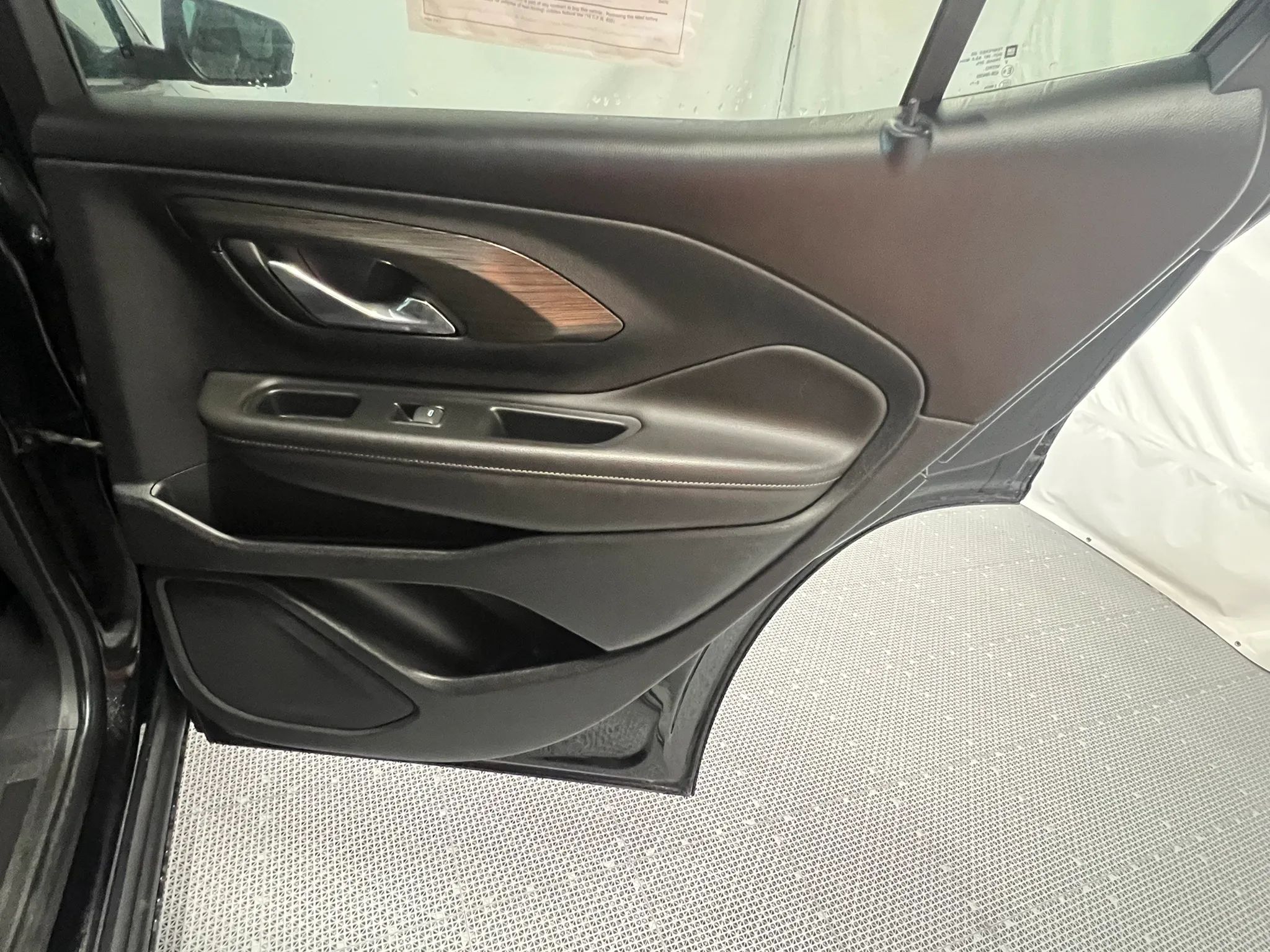 2023 GMC Terrain SLT - Photo 22