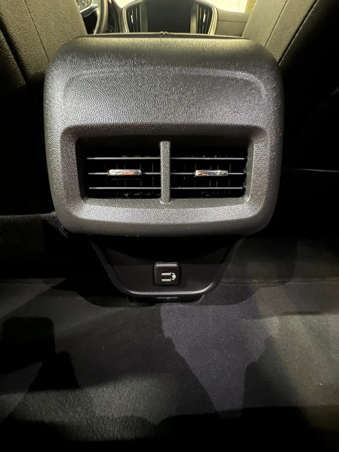 2023 GMC Terrain SLT - Photo 18