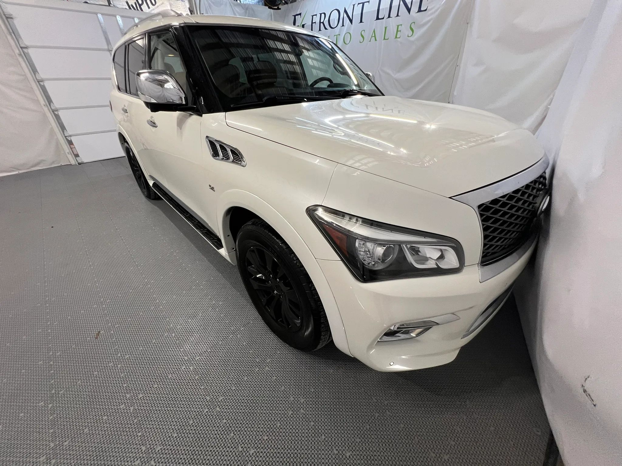 2016 INFINITI QX80