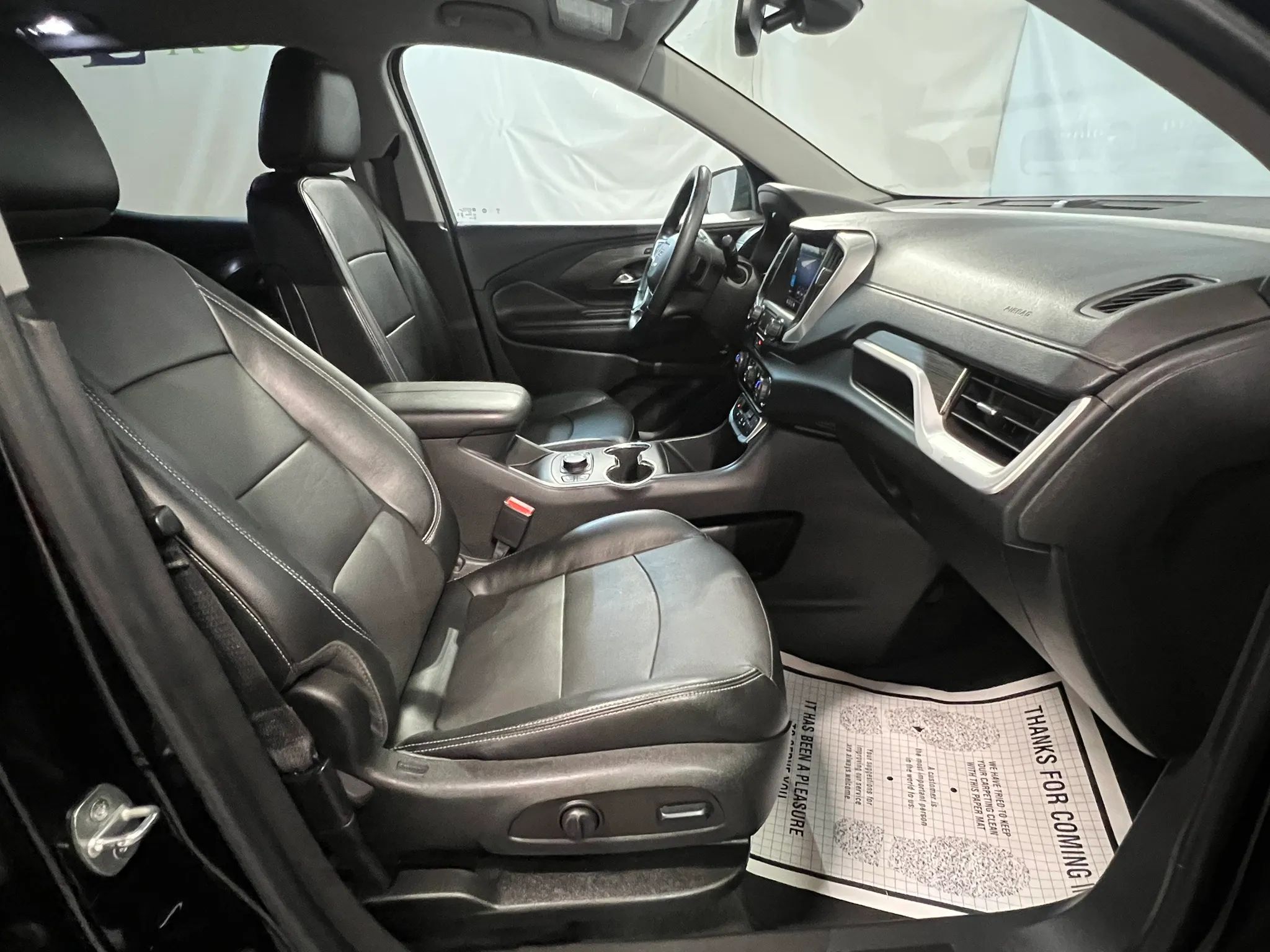 2023 GMC Terrain SLT - Photo 11