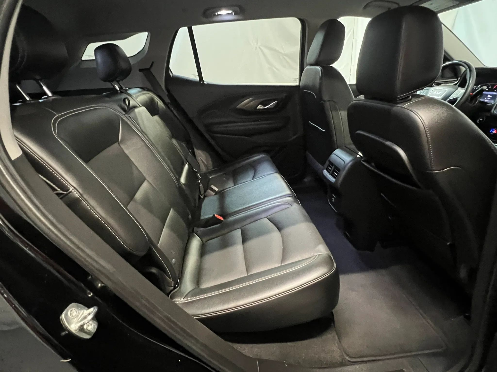 2023 GMC Terrain SLT - Photo 12