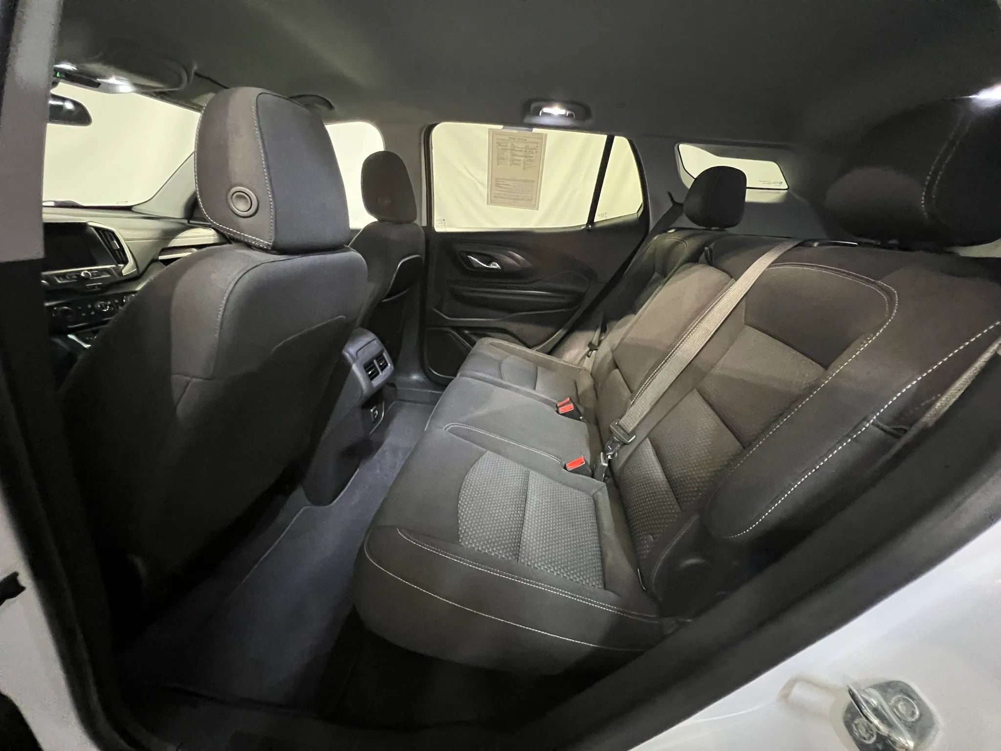 2023 GMC Terrain SLE - Photo 22