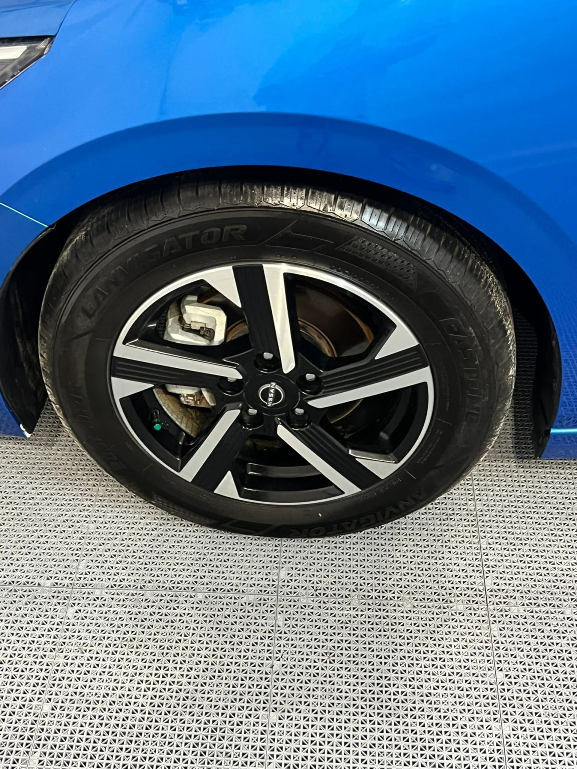 2024 Nissan Sentra SV - Photo 9